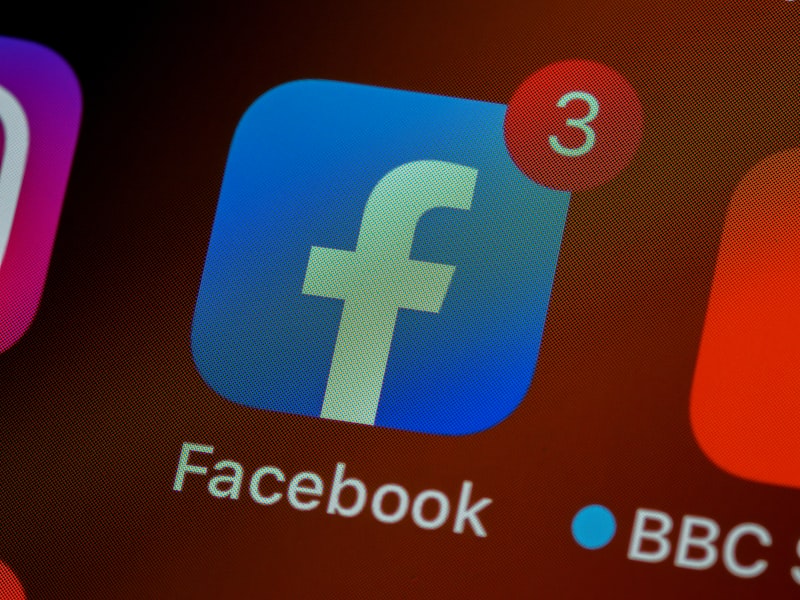 Unique Identity on Facebook: How to Set a Single Name Unique Identity on Facebook: How to Set a Single Name